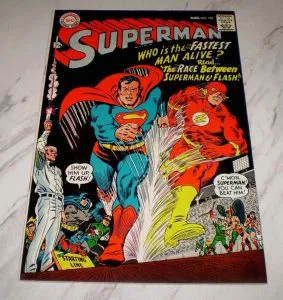 Superman #199 cover, first Superman vs Flash race